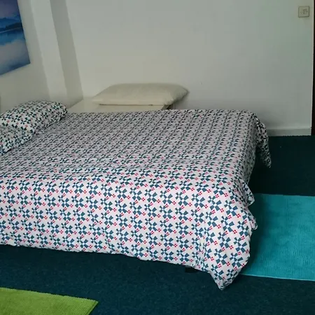 En Calle Cantabria Appartement *